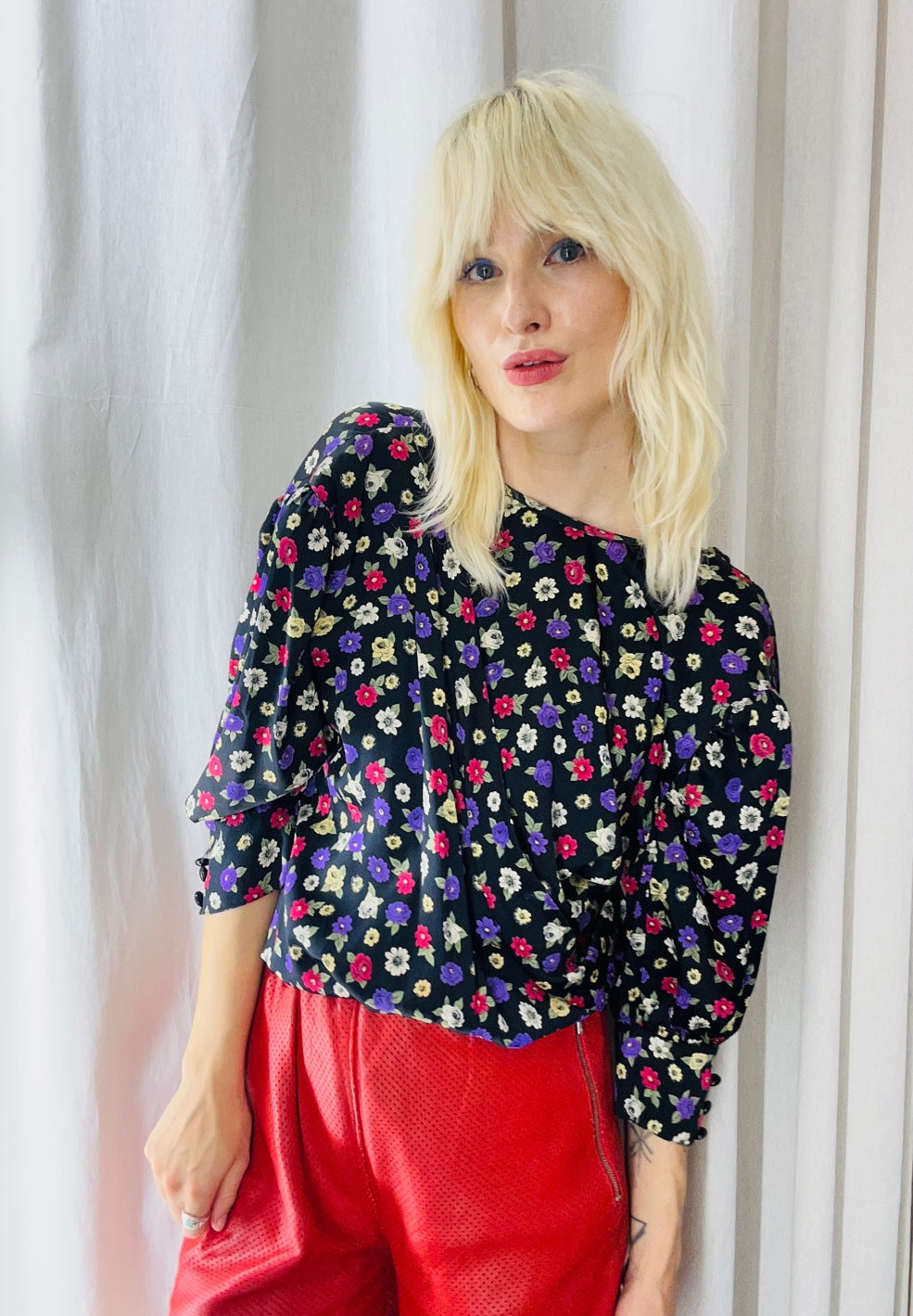 ikim-secondhand-flower-bluse
