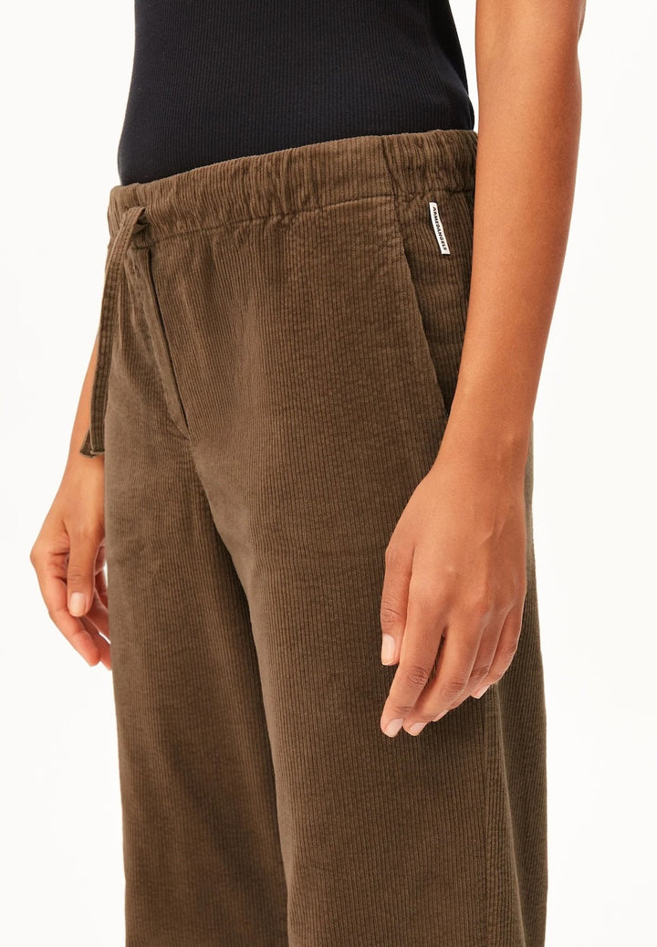 Jaimilaa Corduroy Pant