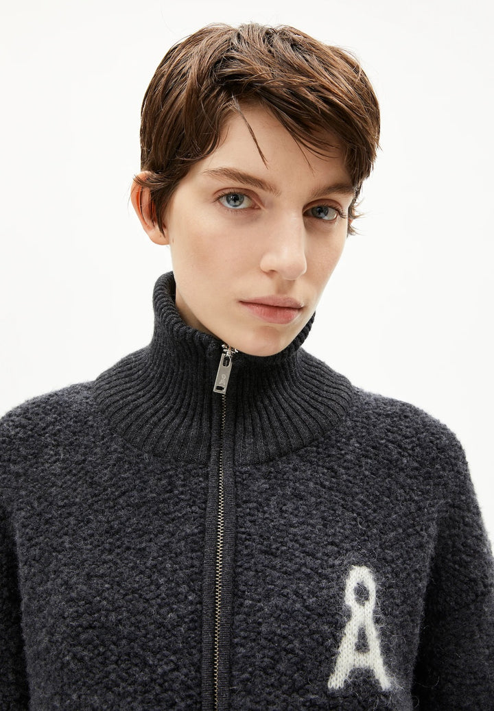 armedangels-gwenaa-pullover-grey-03