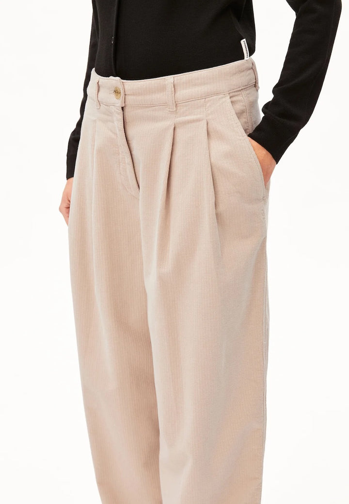 Corduroy Wide Pleated Pant