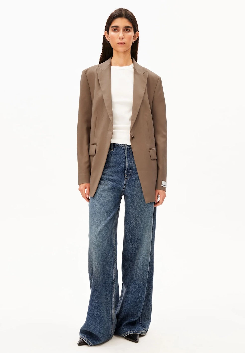 Mikulaa Blazer
