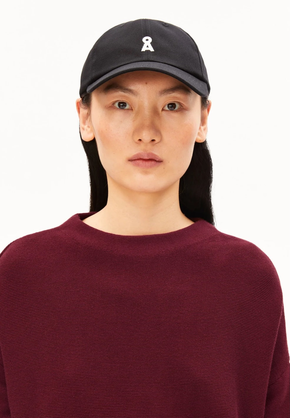 Yenaas Bold Cap