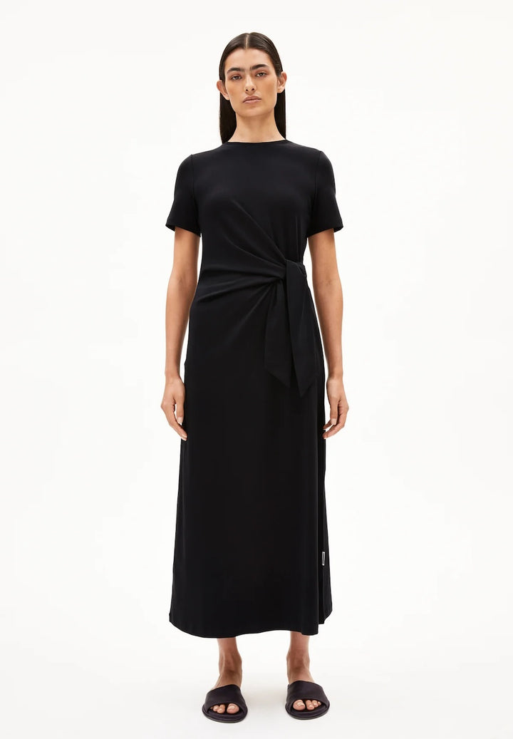 Jeltaa Jersey Dress